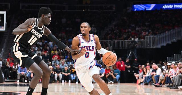 納斯：馬克西精神狀態(tài)良好 本周將去看?？漆t(yī)生確定治療方案