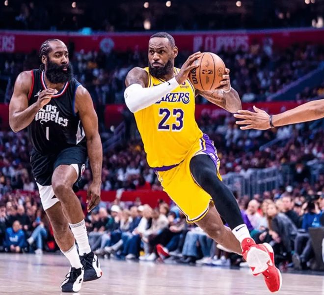 狂勝33分，意外贏湖人30分！全世界都要擺爛，你們逆天改命要沖冠