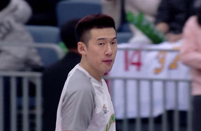 12分大胜辽宁男篮打弱旅稳定 张陈治锋11+9正式接班 杨鸣弃用外援