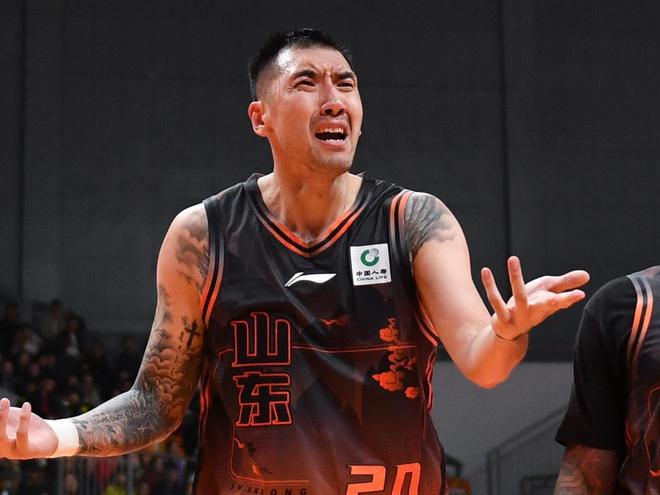 陶汉林为何从鲨鱼变成沙包？邱彪应多向鞠维松请教