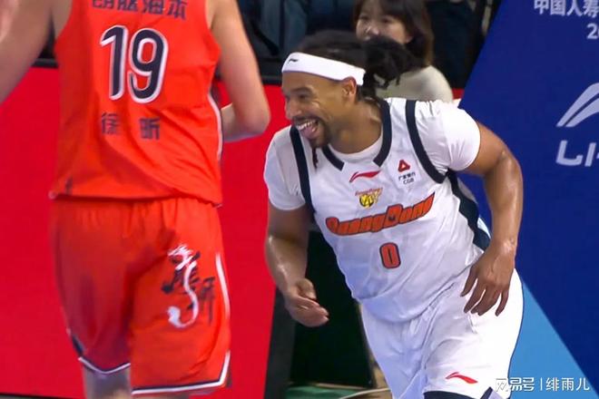 终于来了！徐昕打成广州队大腿，或被广东男篮提前“回购”？