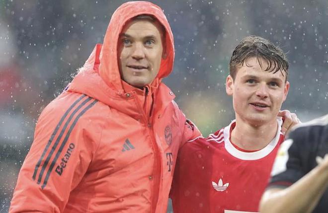 將球隊(duì)利益置于個人利益之上，體圖：諾伊爾在拜仁獲高度評價