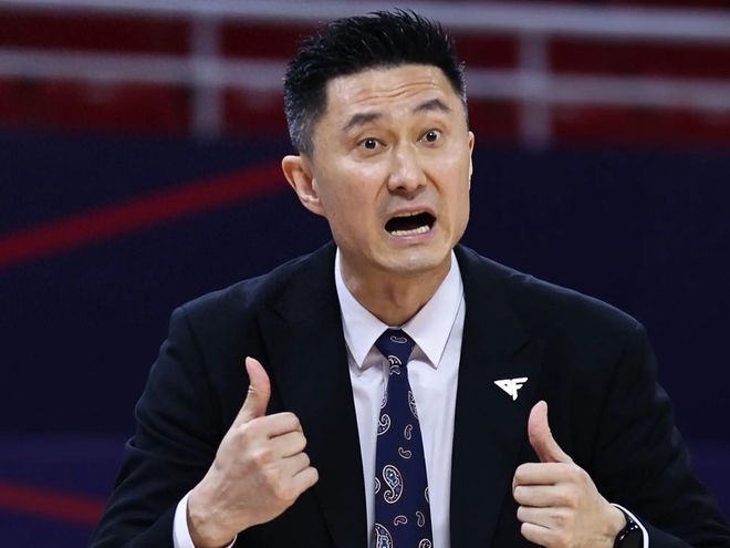 就在今天！12月19日早上，广东传来杜锋、徐杰和胡明轩的最新消息