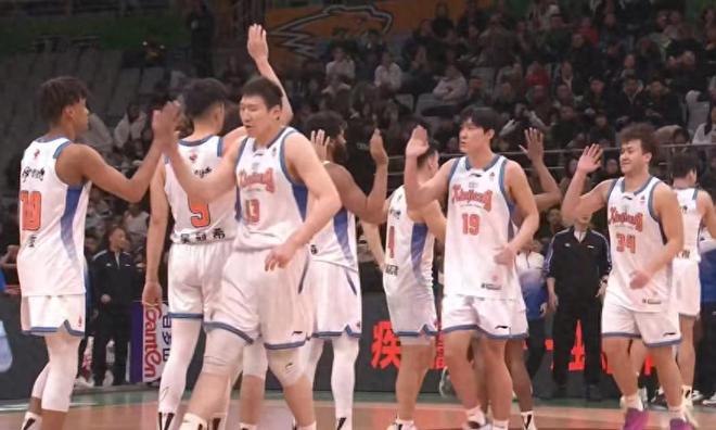 CBA狂歡夜！趙繼偉復出24分7助 遼寧結束2連敗 山西末節逆轉北京