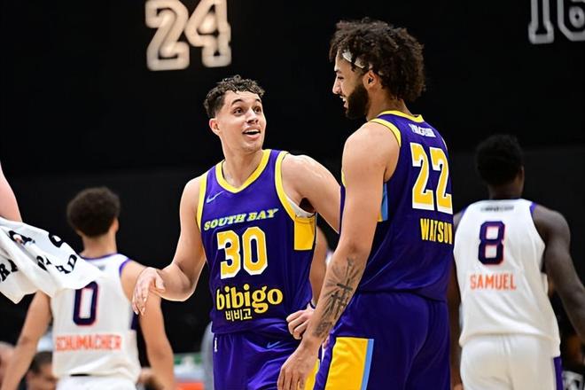 防守能力確實出色，但湖人雙向合同側翼的三分穩定性確實差了點？