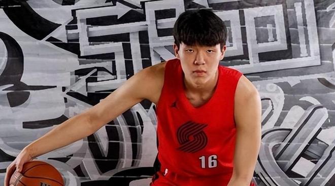 杨瀚森遭冷藏！库里命中12记三分空砍48分 勇士不敌开拓者