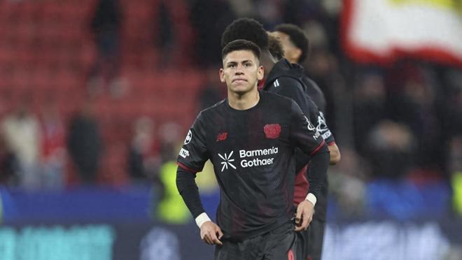 阿媒：在勒沃庫森踢不上球，曼城考慮提前回收阿根廷天才