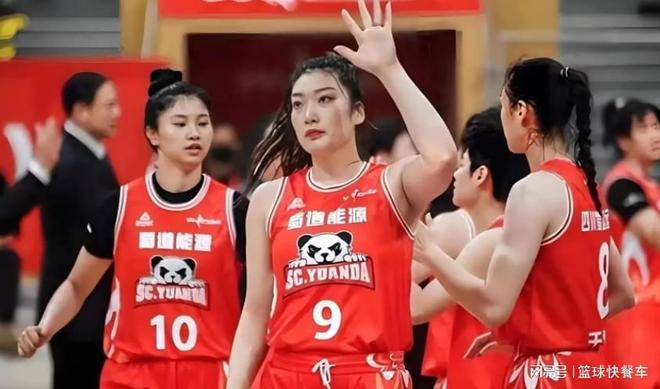 场均狂胜76分！女篮霸主豪取三连胜：宫鲁鸣担忧的一幕发生了？