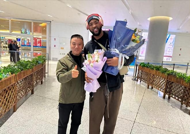 新疆男篮四名外援全部确定！能力都平平，争冠成空谈