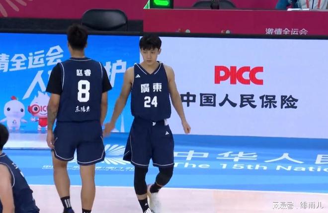 四川队疯狂抬价？广东队被曝欲350万硬砸萨姆纳，CBA多队有意截胡