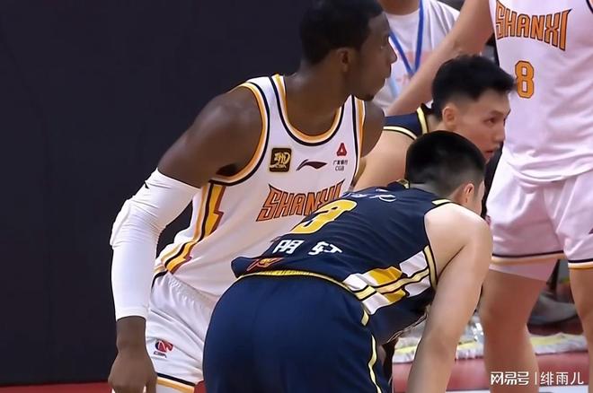 确认加盟！“广东克星”签约2米01顶级锋线，这可是加强版迪亚洛