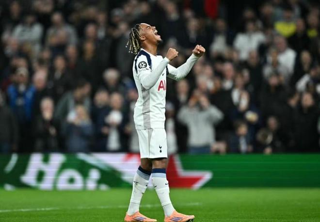 20岁341天，奥多贝尔成为热刺队史欧冠第三年轻进球球员