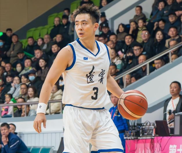 全运会：赵继伟14助攻辽宁64分狂胜澳门 付豪21+6原帅21分