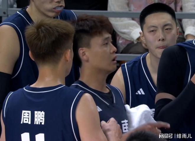 完爆胡明轩+碾压赵睿！广东“真核”狂轰48+9+6，保送杜锋进决赛