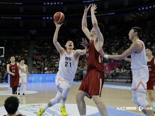 多圖直擊胡金秋周琦孫銘徽坐鎮的四川男籃半決賽爆冷不敵浙江