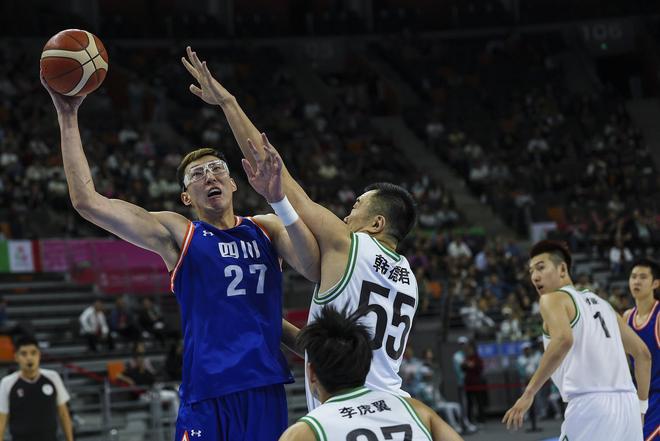 全運男籃-四川21分勝遼寧奪銅牌 周琦16+13韓德君最后一舞