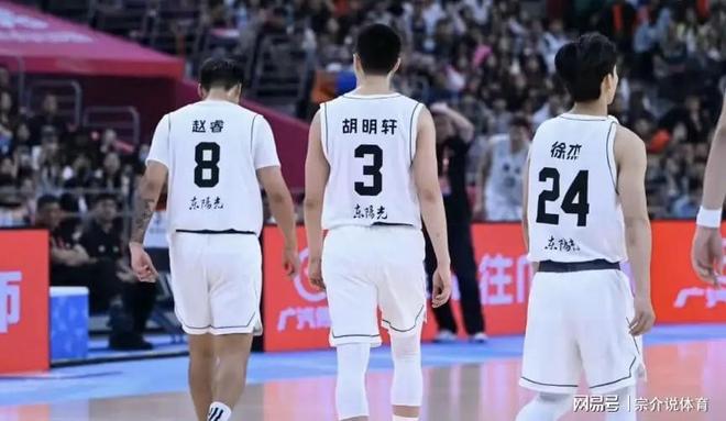 廣東隊奪金牌獎金曝光，黑白矮預估百萬，杜鋒跨欄，周琦銅牌最多