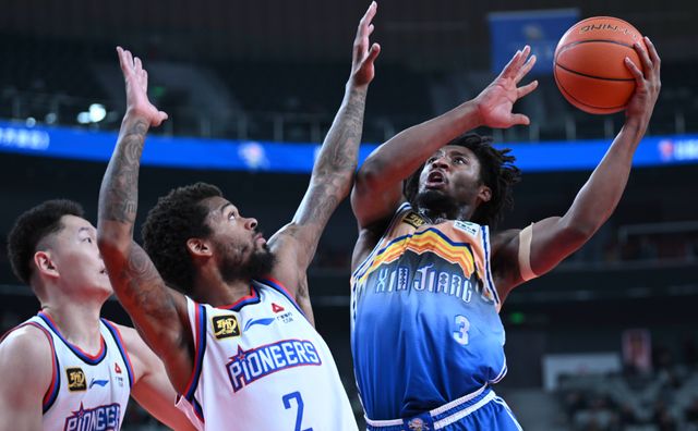 正式確定！CBA爭議外援回歸，加盟山西男籃，攜手張寧沖擊總決賽