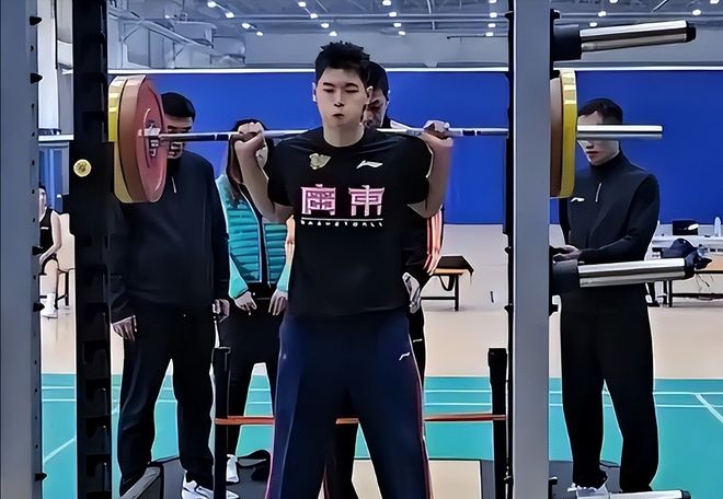 官宣！广东宏远全员通过体测，徐杰新职位曝光，杜锋沉冤得雪