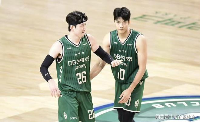 口出狂言，韩国队放狠话要打中国男篮，周琦霸气表态，要重锤棒子