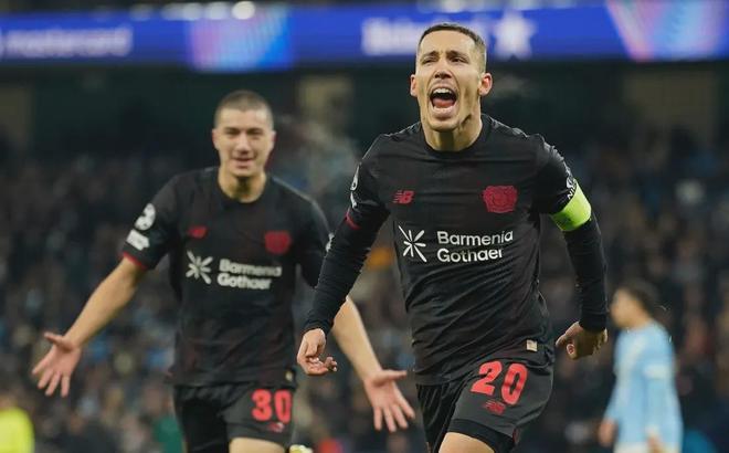 曼城0-2爆冷！瓜迪奥拉轮换实验缘何折戟沉沙？