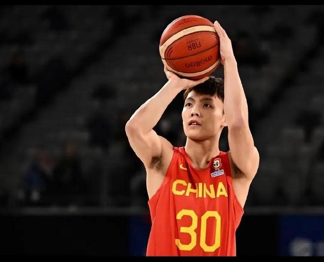 为徐杰鸣不平！有他在中国绝不会输韩国，郭士强偏见害惨男篮