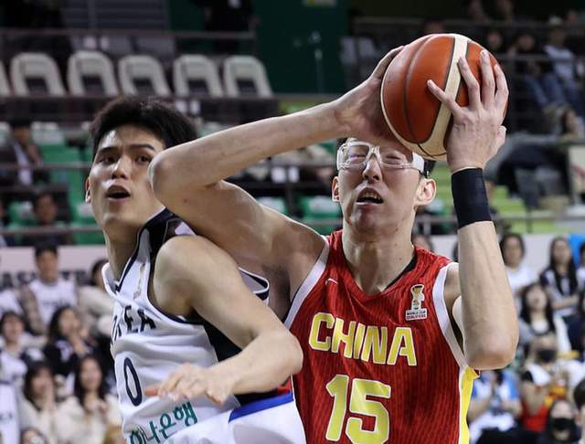 韩媒称周琦没有想象中那么强大，韩国队面对亚洲顶级内线不落下风