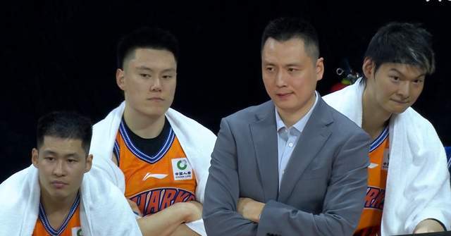 39分大胜！卫冕冠军斩获开门红，大王17+7，辽篮弃将首秀砍下10+3