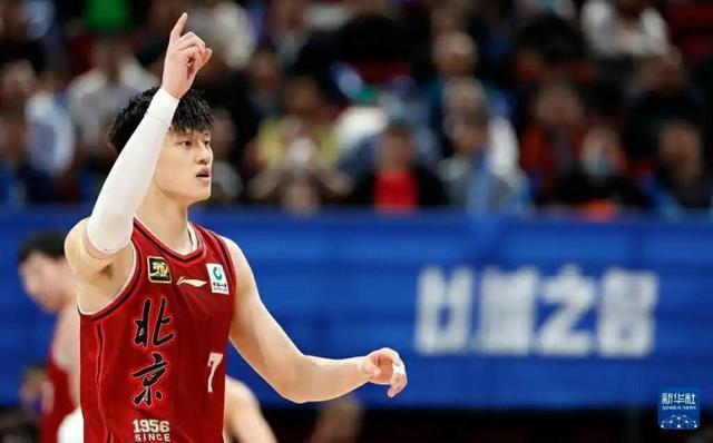 CBA｜北汽男篮主教练许利民：曾凡博新赛季去向未定