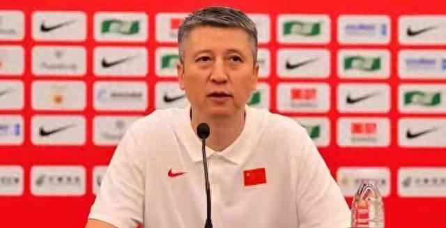 随着中国男篮实力榜排名第11，郭士强和教练组，可能做出三大调整