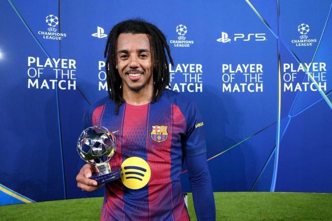 头球双响，孔德当选巴萨vs法兰克福全场最佳球员