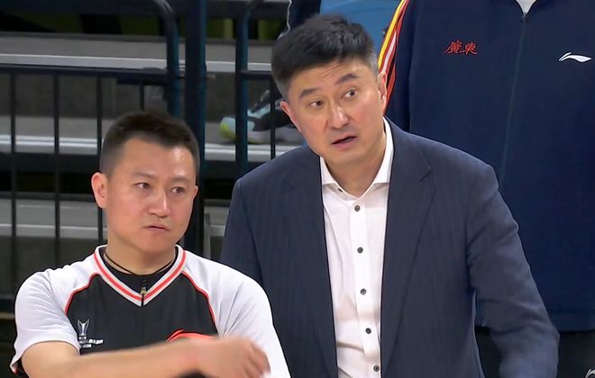 广东宏远复仇南京同曦！杜锋不留情面，萨姆纳复出，崔永熙不打