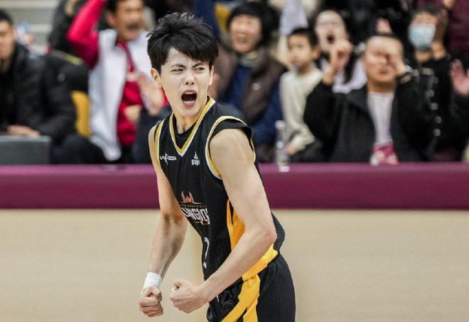 聯賽第一！楊舒予14分廣東女籃22分大勝湖北 衛冕冠軍6戰全勝