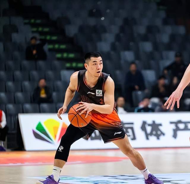 山東男籃險勝全華班四川贏得丑陋的勝利，看邱彪執教真是一種痛苦