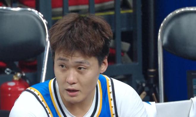 楊鳴被罰出場！CBA焦點戰：北京戰勝遼寧！趙睿11分，陳盈駿26分