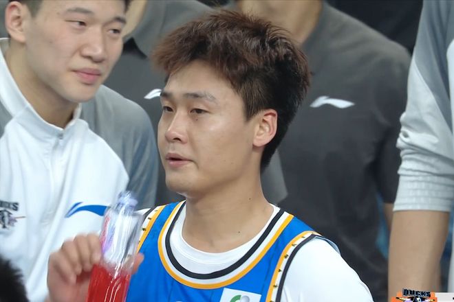 CBA：楊鳴遭驅逐迎首敗，趙睿7助攻戰王嵐嵚，陳盈駿26分