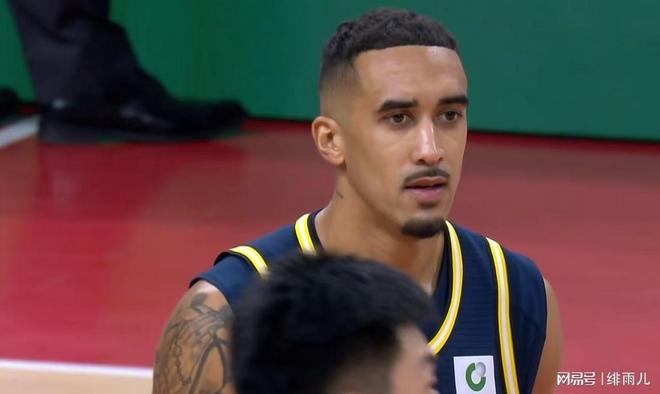 太适合广东队！CBA外援市场又一锋卫“大鱼”，或被朱芳雨截胡？