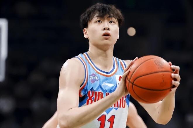 新疆105-95北控迎3喜1憂！3鋒線集體發揮，放棄理查德森吧！