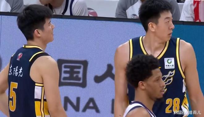 太適合廣東隊！CBA“最強狀元”打成大腿，或被朱芳雨重金買斷？