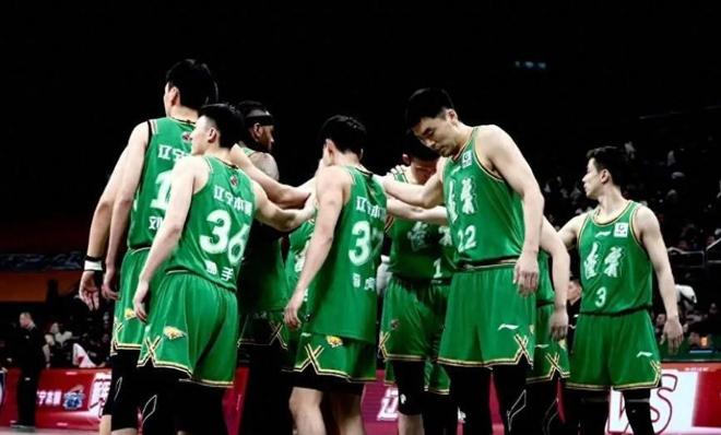 終于行動！傳遼籃進行陣容調整 楊鳴目標明確 鋒線補強勢在必行