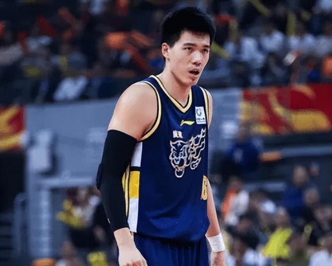 焦泊喬終于回暖了！壞習(xí)慣正在改正，籃下感覺提升，防守仍是問題