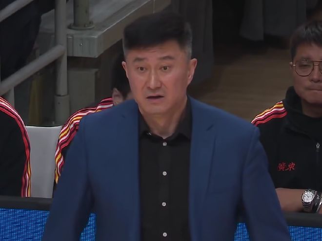 广东上半场46-46北控！萨姆纳狂砍22分，胡明轩7分，萨林杰12+7