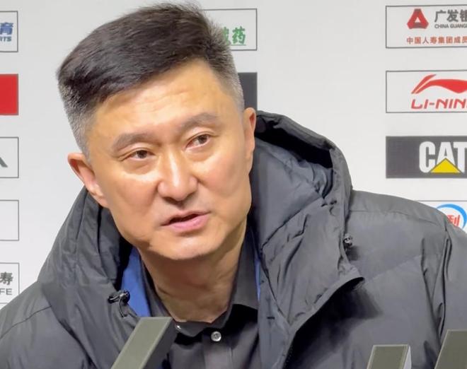 杜锋：希望更多人站出来分享球权，崔永熙还在康复第一阶段不会打
