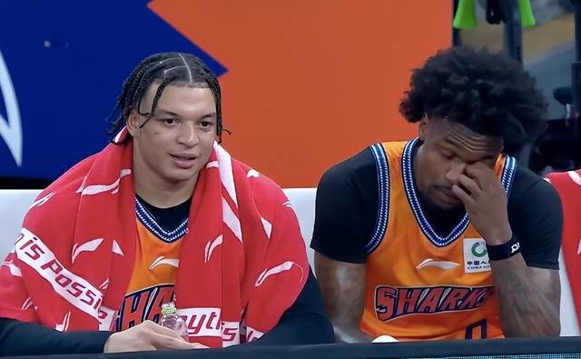 有惊无险！上海豪取6连胜：张镇麟20分创新高，王哲林17分5板