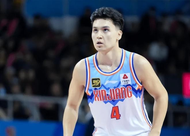 新疆111-108福建迎2喜2忧！伊福发挥，进攻蜕变防，防守依然糟糕