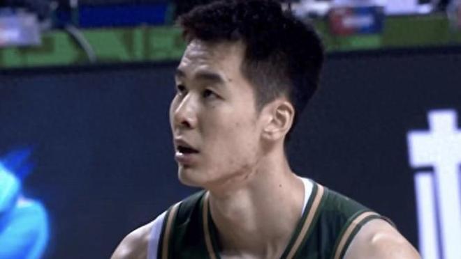 高诗岩25分三分球5中4山东客胜同曦，CBA主场哨一言难尽