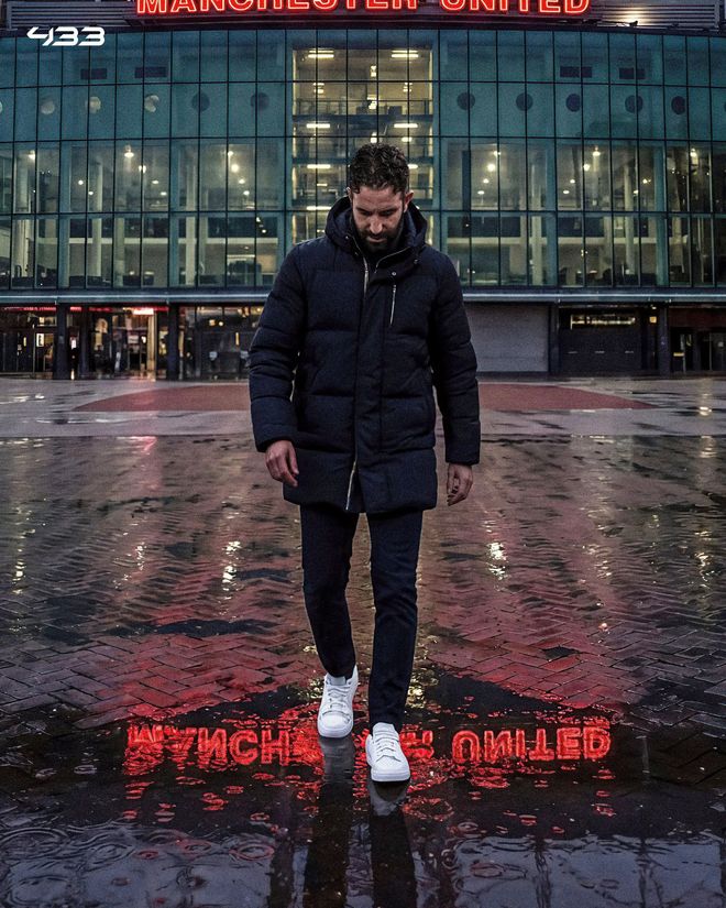 阿莫林闪电下课内幕揭秘，可获补偿1200万！曼联将选新帅冲击欧冠