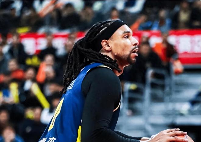 约克超远压哨三分绝杀，浙江稠州赢得精彩，广东男篮输得不冤