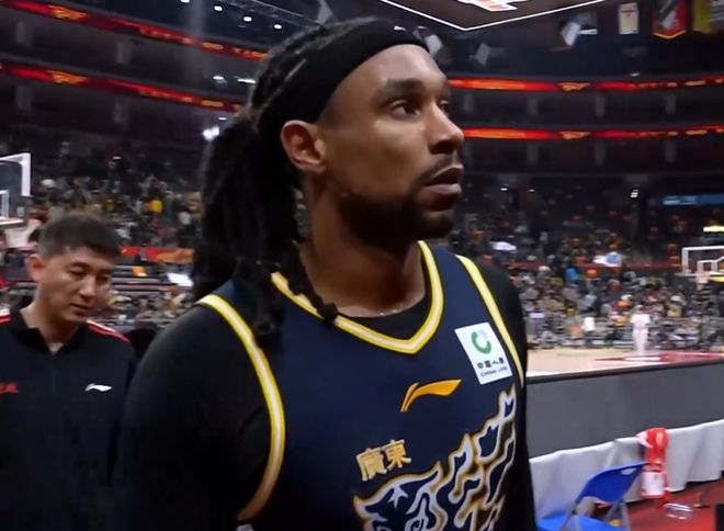 加时赛超远三分压哨绝杀！广东主场爆冷惜败浙江，徐杰22分难救主