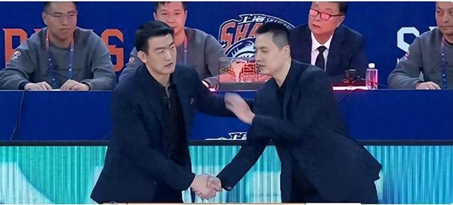 广厦为何大比分落败？比赛开始前有人突然退赛，王博措手不及